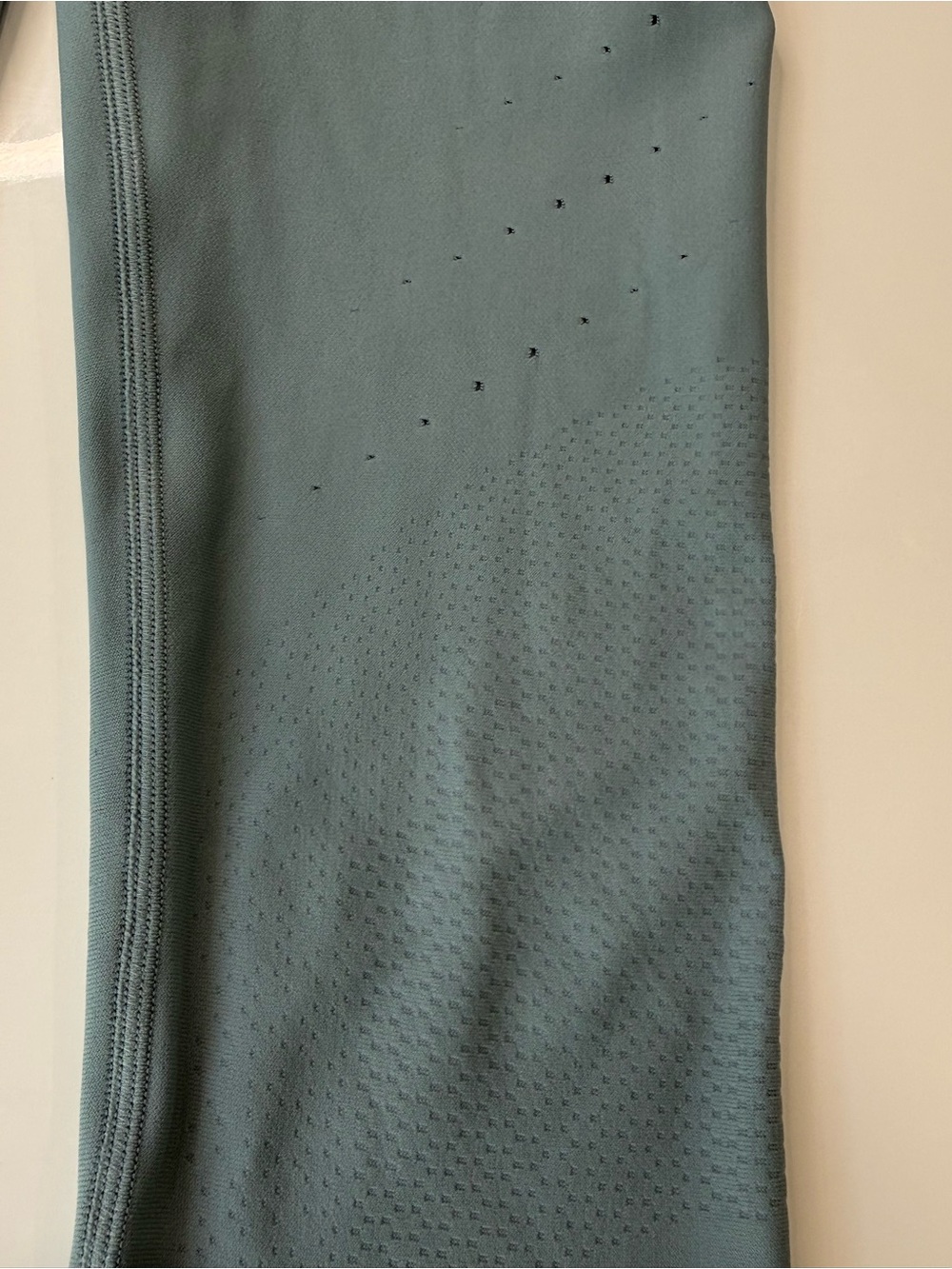 Lululemon Zoned In Tight 27” *Envelope Pocket Leggings Size 4 Blue Cast - Picture 12 of 12